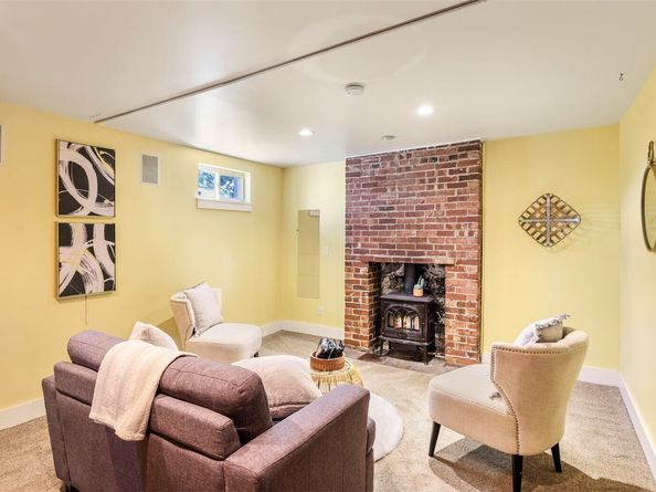 10735 Whitman Avenue N, Seattle WA 98133