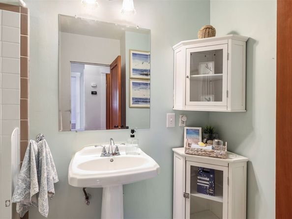 10735 Whitman Avenue N, Seattle WA 98133