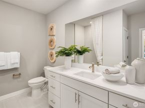 14598 Westminster Way N 106, Shoreline WA 98133