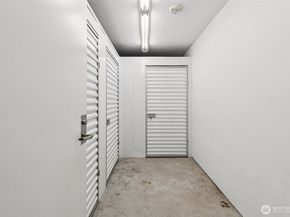 10650 NE 9th Place 1520, Bellevue WA 98004