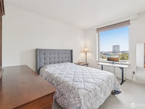 10650 NE 9th Place 1520, Bellevue WA 98004