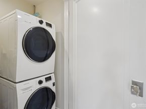 2134 Waverly Place N 303, Seattle WA 98109