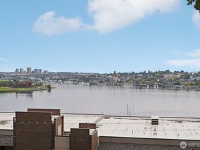 2134 Waverly Place N 303, Seattle WA 98109