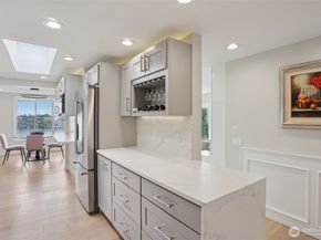 2134 Waverly Place N 303, Seattle WA 98109