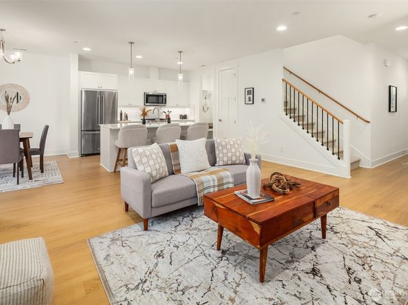 21224 82nd Place W, Edmonds WA 98026