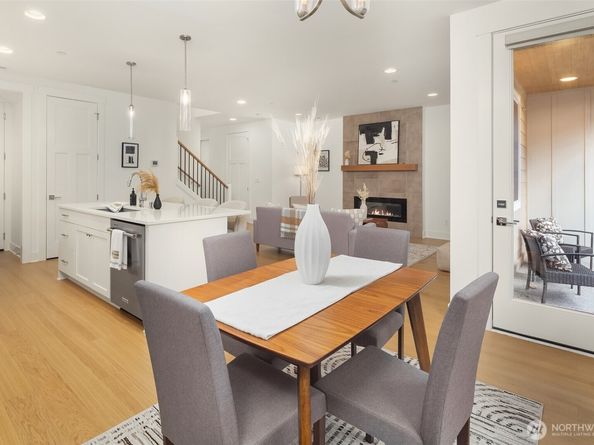 21224 82nd Place W, Edmonds WA 98026