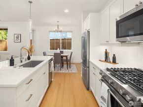 21224 82nd Place W, Edmonds WA 98026