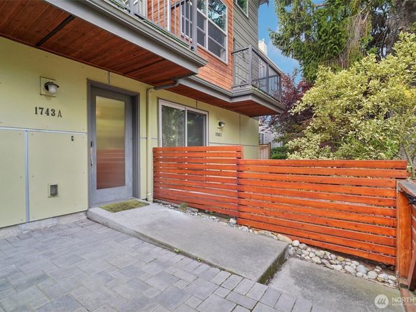 1743 NW 58th Street A, Seattle WA 98107