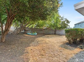 19528 26th Avenue NW, Shoreline WA 98177