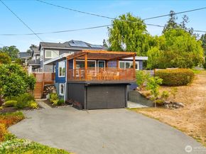 19528 26th Avenue NW, Shoreline WA 98177