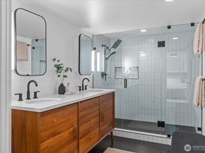 19528 26th Avenue NW, Shoreline WA 98177