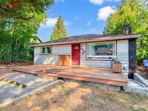 1646 S 124th Street, Seattle WA 98168