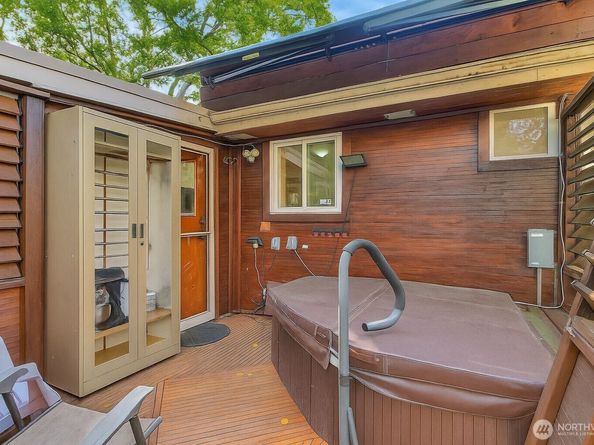 1646 S 124th Street, Seattle WA 98168