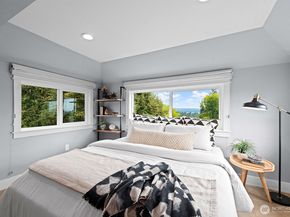 326 22nd Avenue E, Seattle WA 98112