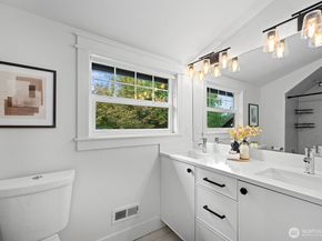326 22nd Avenue E, Seattle WA 98112