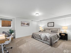 326 22nd Avenue E, Seattle WA 98112