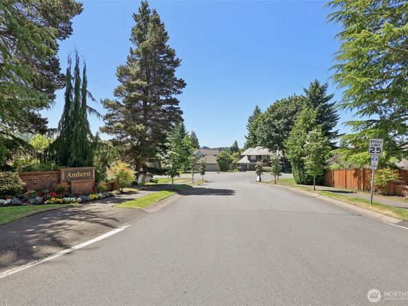 6222 139th Place SE, Bellevue WA 98006