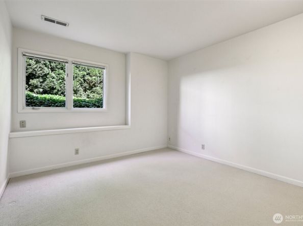 6222 139th Place SE, Bellevue WA 98006