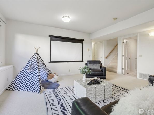 6222 139th Place SE, Bellevue WA 98006