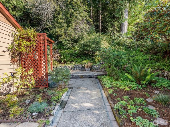 13275 Seabeck Highway NW, Seabeck WA 98380