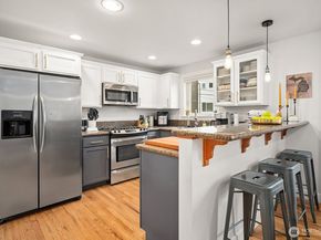 10203 1st Avenue NW B, Seattle WA 98177
