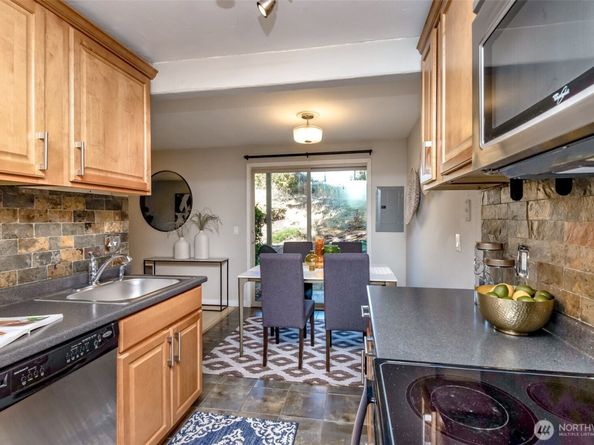 4826 S 187th Place D105, SeaTac WA 98188