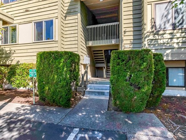 4826 S 187th Place D105, SeaTac WA 98188