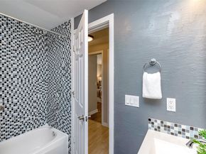 4826 S 187th Place D105, SeaTac WA 98188
