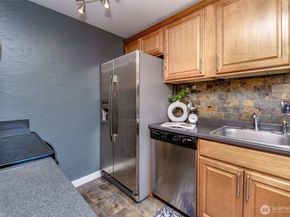 4826 S 187th Place D105, SeaTac WA 98188