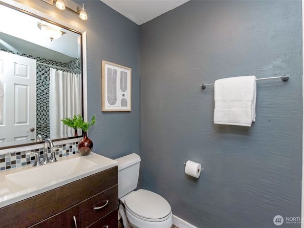 4826 S 187th Place D105, SeaTac WA 98188