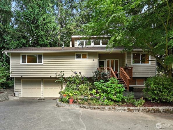 17876 29th Avenue NE, Lake Forest Park WA 98155