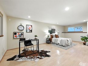 17876 29th Avenue NE, Lake Forest Park WA 98155
