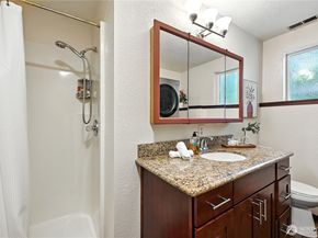 17876 29th Avenue NE, Lake Forest Park WA 98155
