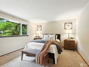 17876 29th Avenue NE, Lake Forest Park WA 98155