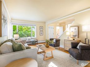 2524 12th Avenue W, Seattle WA 98119