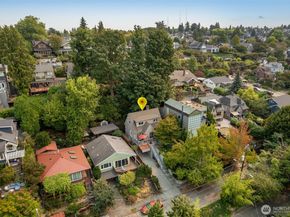 2524 12th Avenue W, Seattle WA 98119