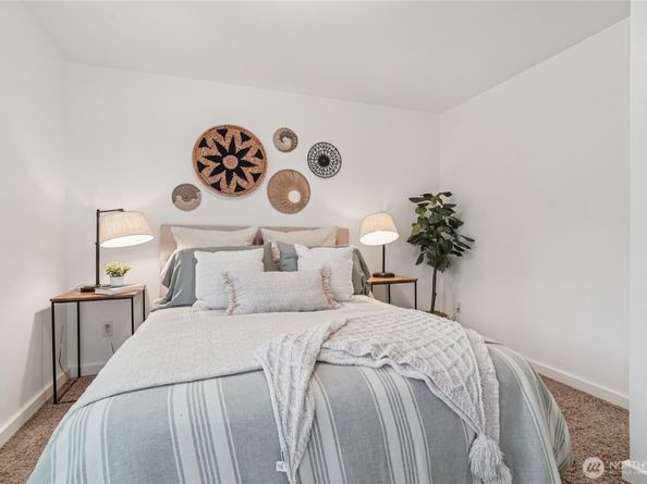 301 W Raye Street 201, Seattle WA 98119