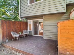 301 W Raye Street 201, Seattle WA 98119