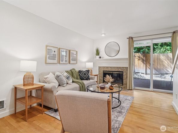 301 W Raye Street 201, Seattle WA 98119