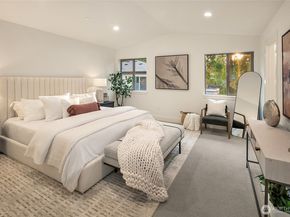 12917 NE 78th Place, Kirkland WA 98033