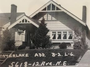 5618 12th Avenue NE, Seattle WA 98105