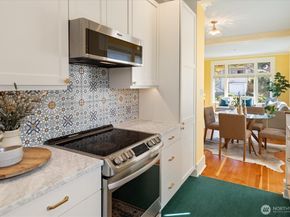 848 NE 57th Street, Seattle WA 98105