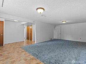 20226 7th Avenue S, Des Moines WA 98198