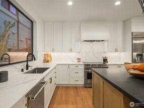 2214 Broadway E A, Seattle WA 98102