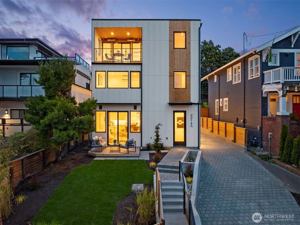 2214 Broadway E A, Seattle WA 98102