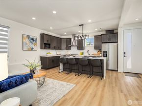 6905 46th Avenue S, Seattle WA 98118