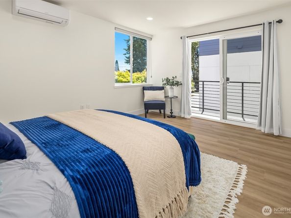 6905 46th Avenue S, Seattle WA 98118