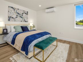 6905 46th Avenue S, Seattle WA 98118