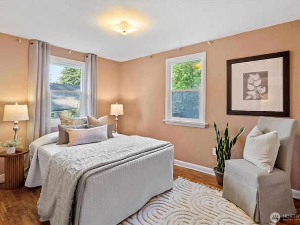 20030 Wallingford Avenue N, Shoreline WA 98133