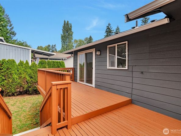 21505 124th Avenue SE, Kent WA 98031